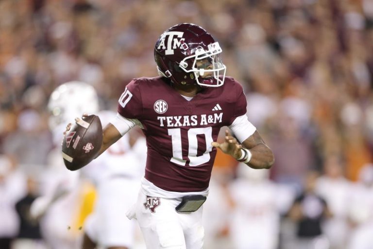 Marcel Reed injury update: Texas A&M QB exits briefly vs Texas