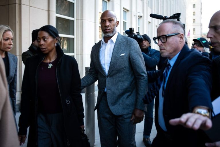 Chauncey Billups enters not guilty plea in rigged poker games case