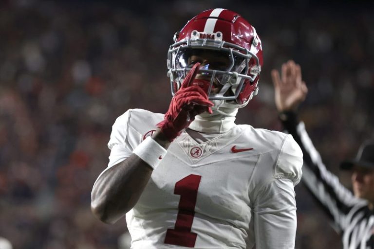 CFP bubble breakdown: Tide, Irish claim lead in great bracket debate