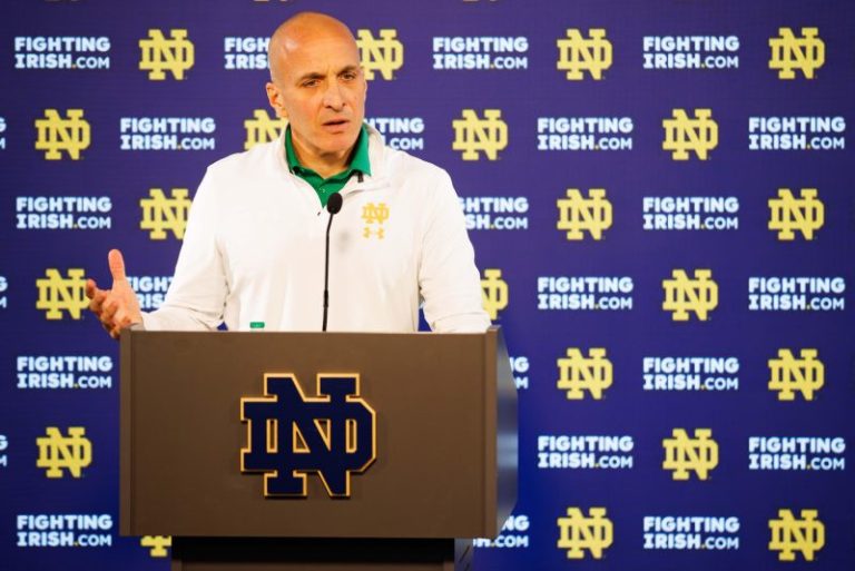 AD: MOU would put top 12-ranked Notre Dame in CFP starting in 2026