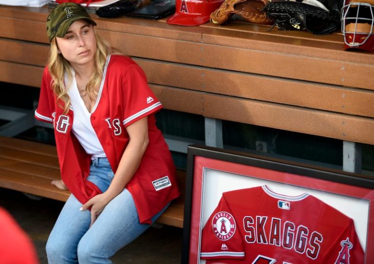 Tyler Skaggs’ widow bemoans pill-sharing culture in testimony