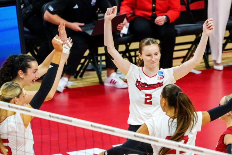 NCAA volleyball tournament live: Schedule, scores, highlights