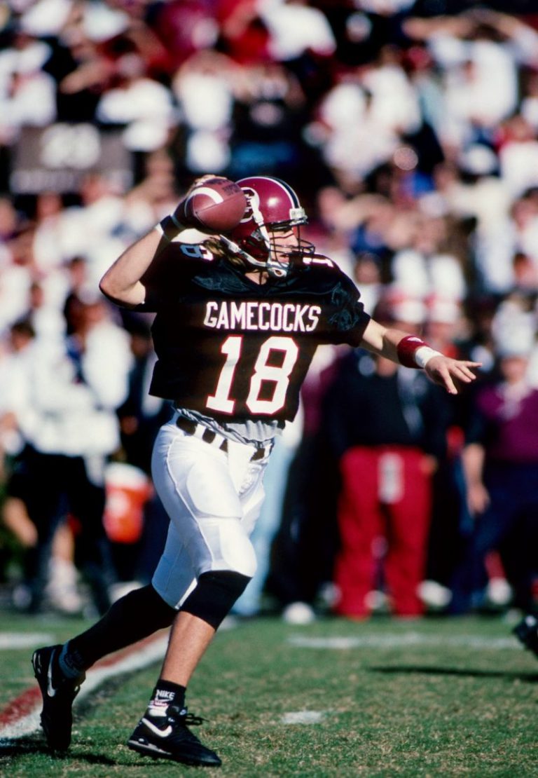 Former South Carolina quarterback Steve Taneyhill dead at 52