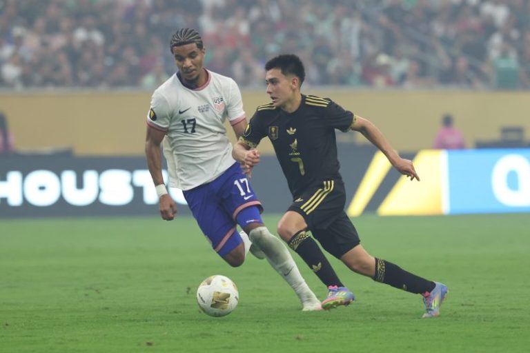 Gilberto Mora injury: Teenage star departs Mexico camp