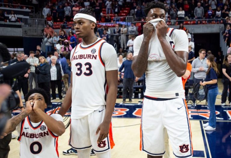 Texas A&M beats Auburn after buzzer-beater is waived off