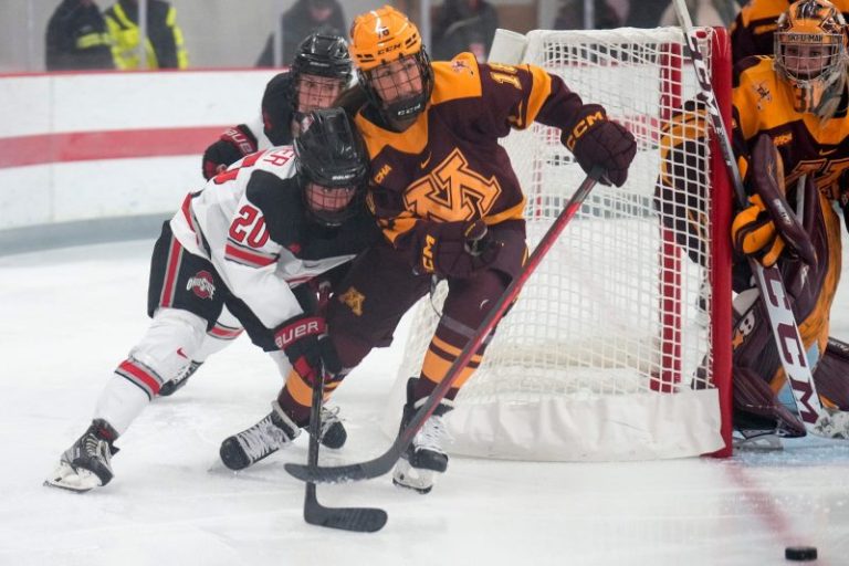NCAA women’s hockey power rankings: This player made a dazzling assist