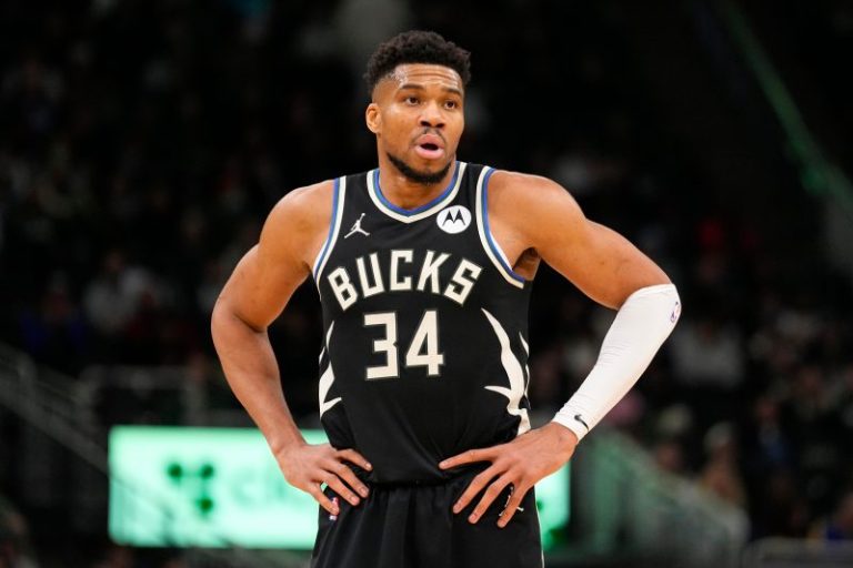Giannis Antetokounmpo injury update: Bucks star set to miss time