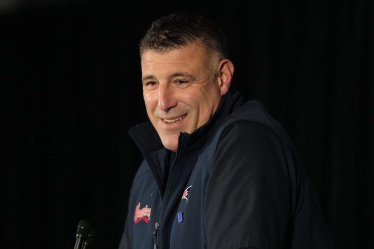 ‘We all knew Mike was different.’ Vrabel’s teammates foresaw coaching success
