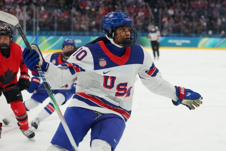 USA women’s hockey live updates: Laila Edwards, Hilary Knight face Italy